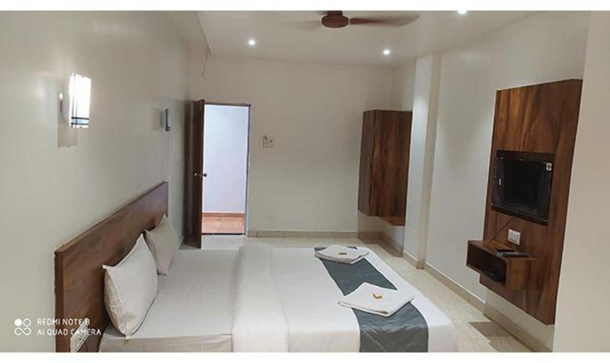 Fabhotel Omkar Pride Pune Exterior photo